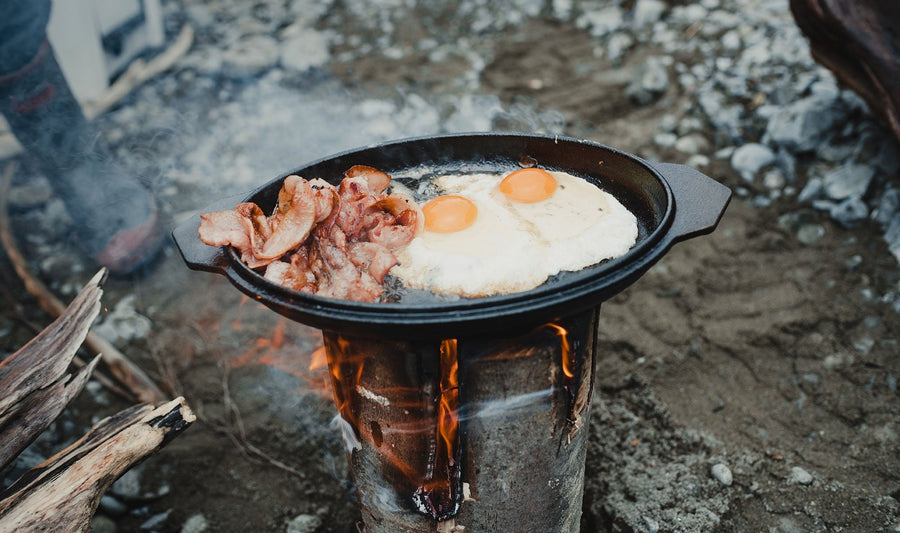 Breakfast in Cast Iron: Eggs, Pancakes & Beyond