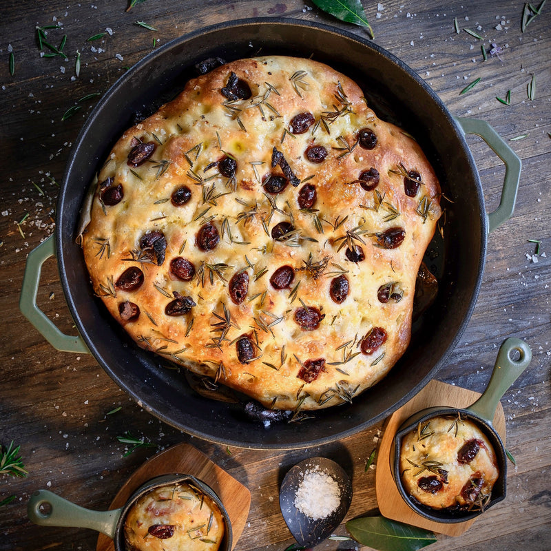 Grande Legacy Pan | 36cm Satin Enamel Cast Iron | Olive Leaf