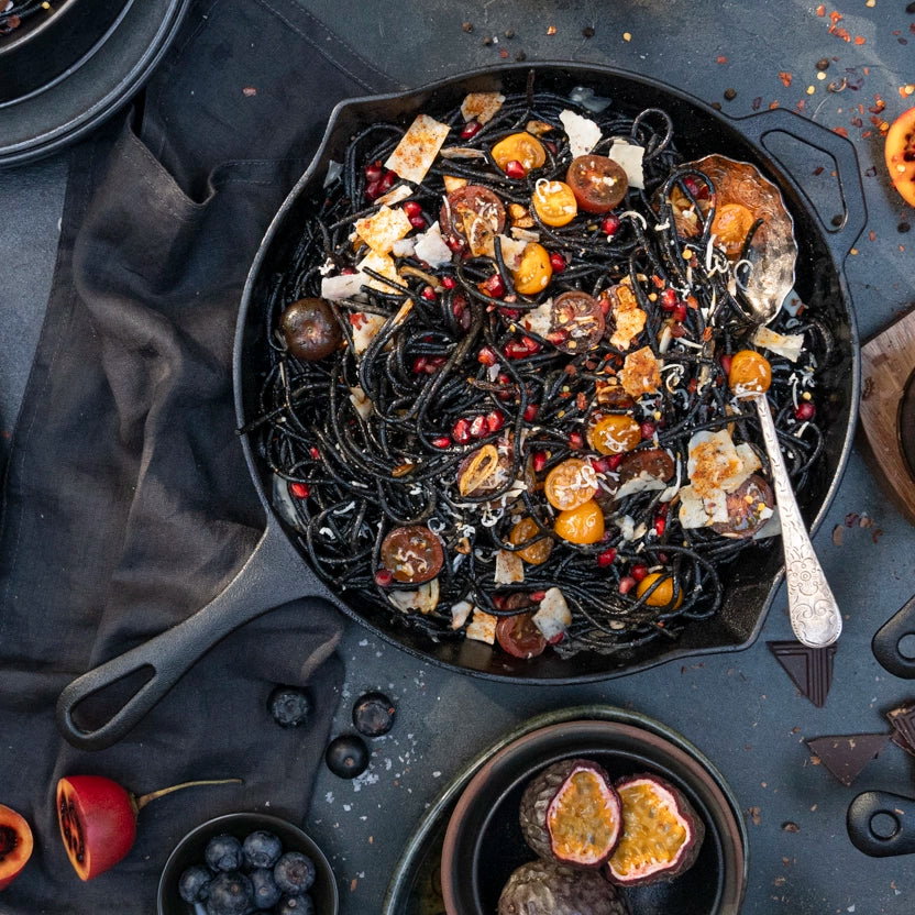 Antique Black Enamel Legacy Bundle 28cm and 20cm Cast Iron Pans