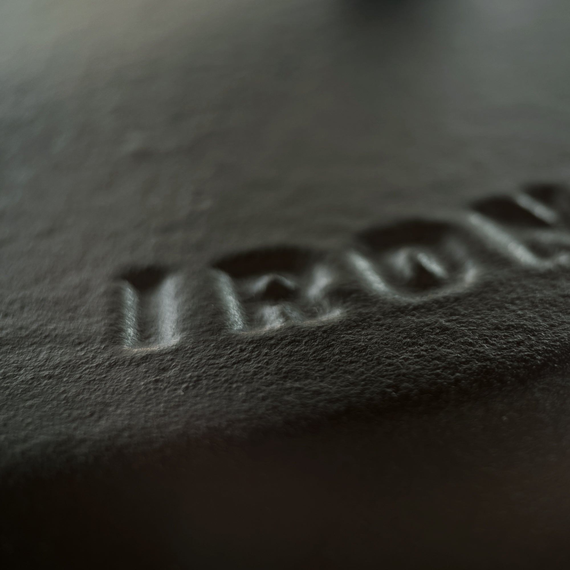 28cm Antique Black Satin Enamel Legacy Pan & Lid