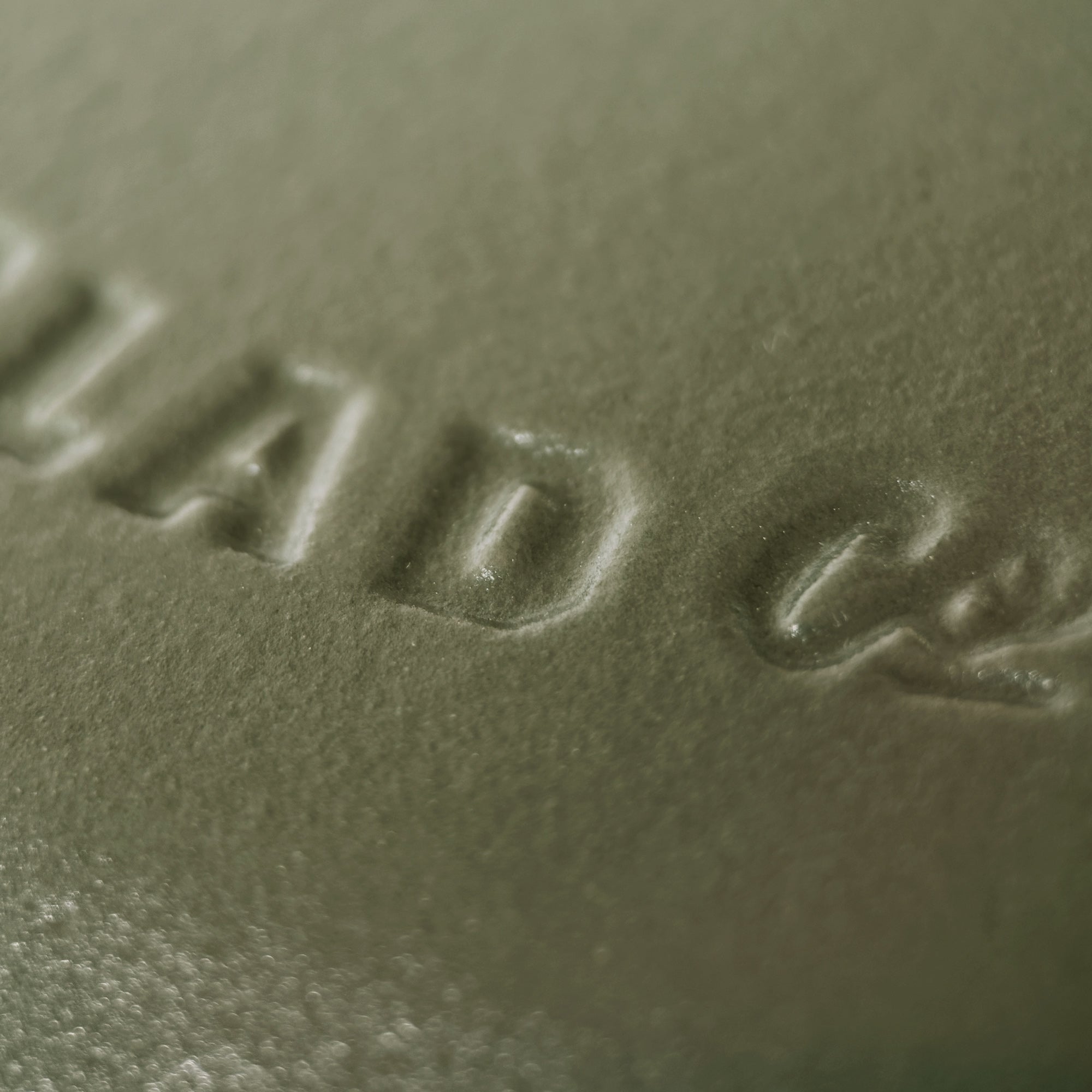 20cm Olive Leaf Satin Enamel Lil Legacy Pan & Lid