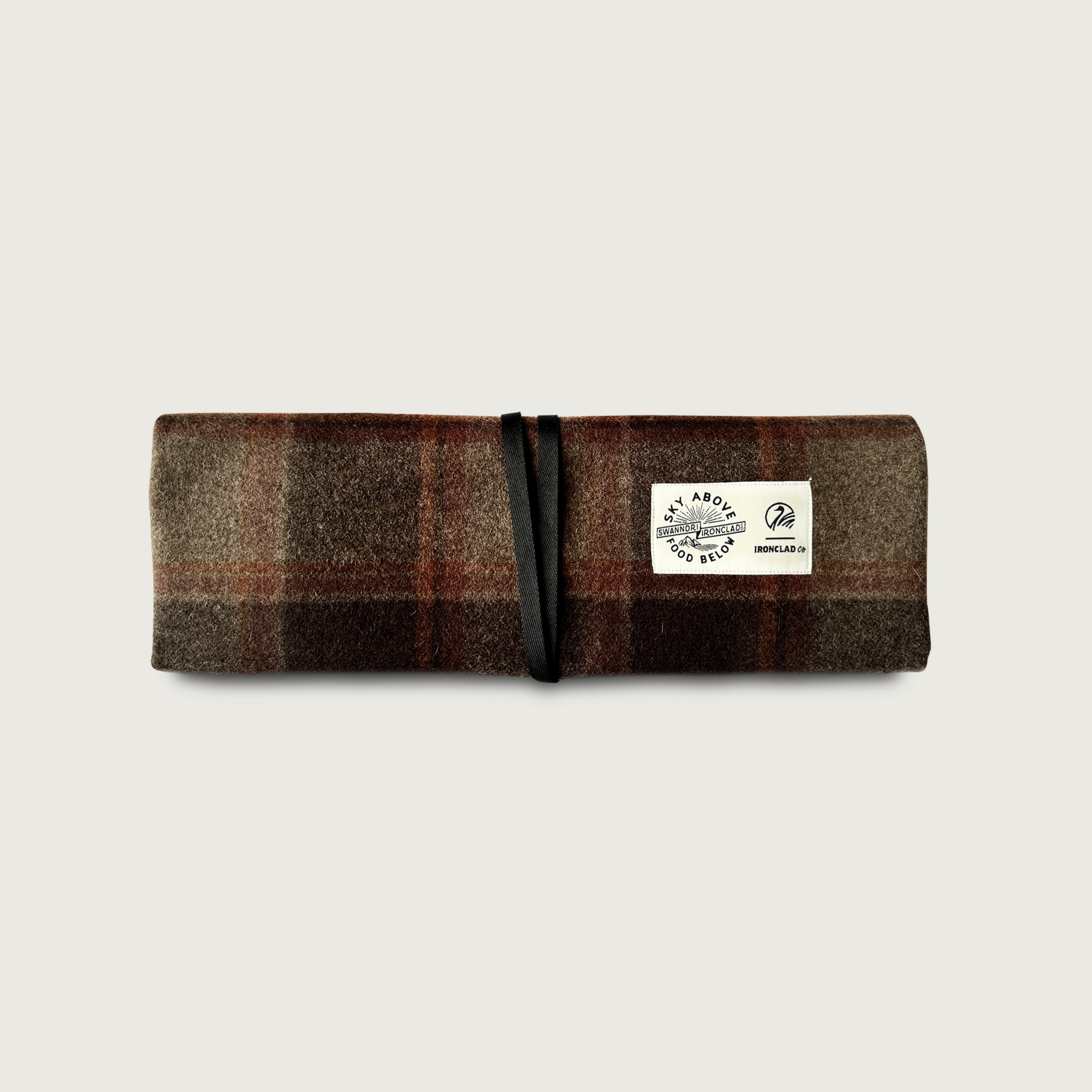 Swanndri x Ironclad Wool Knife & Roll Collection